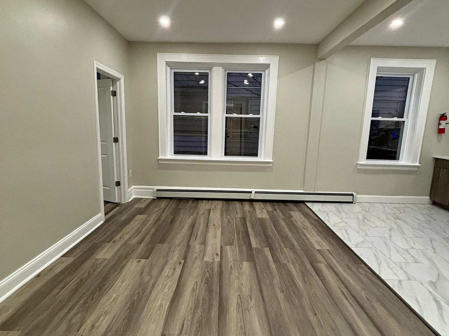 2 bed, 800 sqft, $2,050 — Photo 2