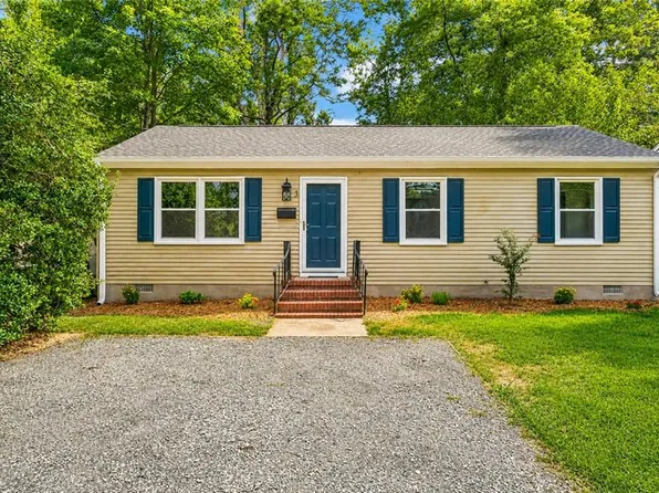 3 Alpine St, Newport News, VA 23606