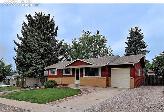 1st image of 414 Edgewood Dr