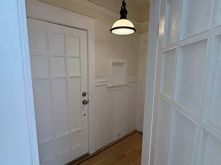 1546 Jones St #12 — Photo 8