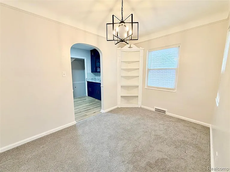 10630 Whitehill St — Photo 2
