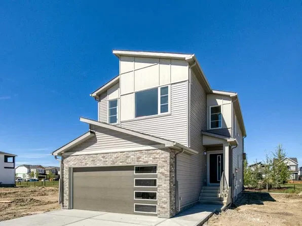 118 S Creekstone Pl SW, Calgary, AB T2X 5E1