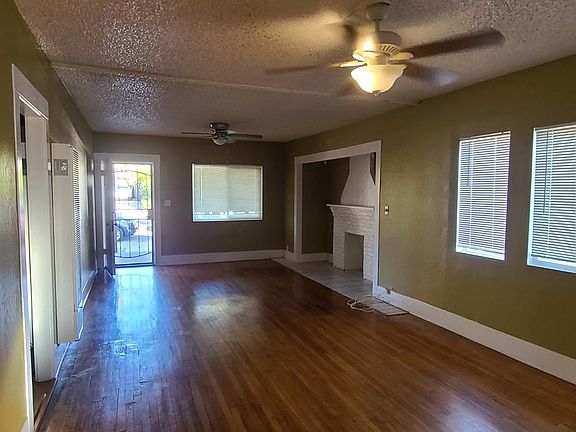3rd image of 3636 Louisiana St