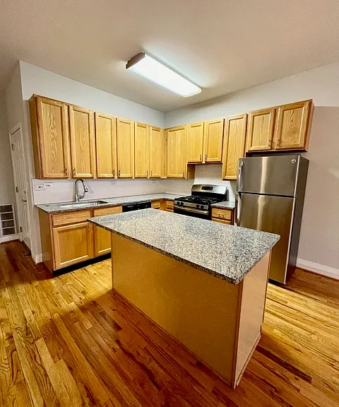 1459 N Milwaukee Ave #3A — Photo 2