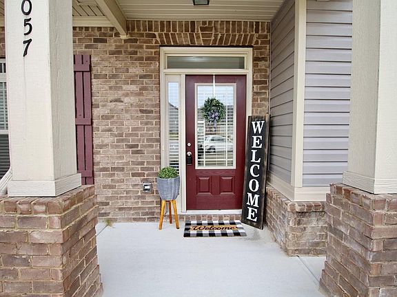 5th image of 3057 Walking View Ct
