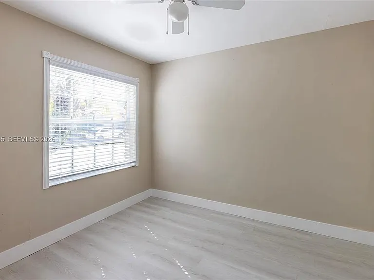 21507 SW 90th Ct — Photo 6