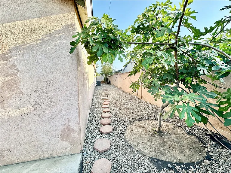 6351 Marcella Way — Photo 17