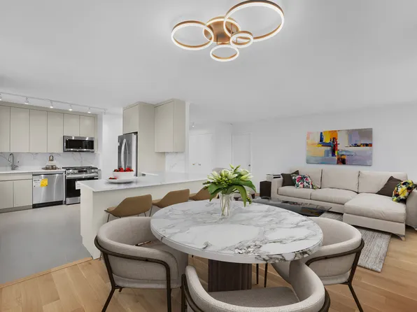 171 East 84th Street image 7 of 25