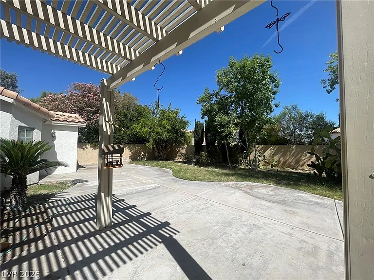 2538 Furnace Creek Ave — Photo 25