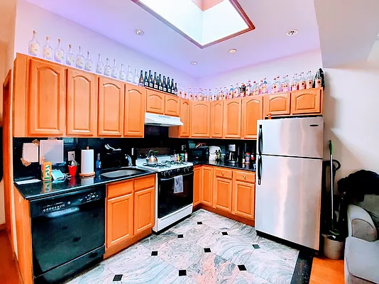 Rented by Compass | media 15