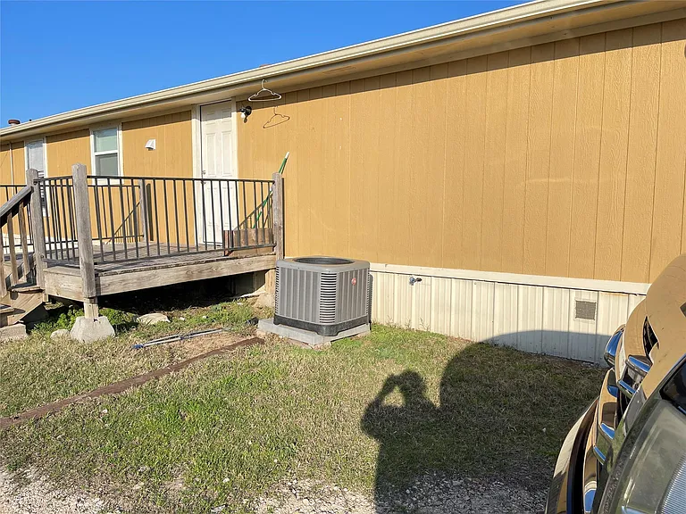417 Lenora Dr — Photo 5