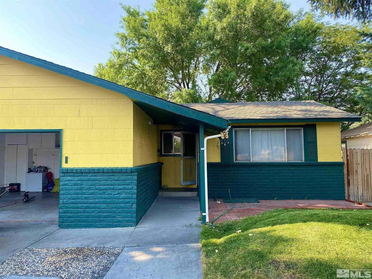 1363 E 5th St photo 1