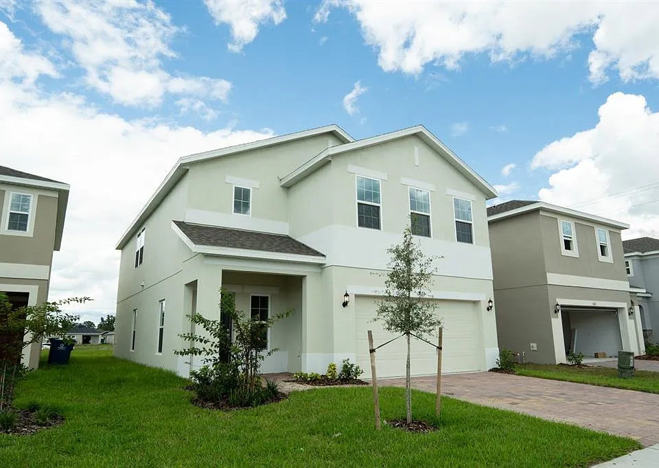 1673 Swan Swim Dr