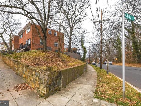 4040 D St SE, Washington, DC 20019