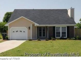 2208 Twinflower Ct, Fayetteville, NC 28304
