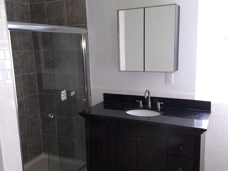 Master bath.