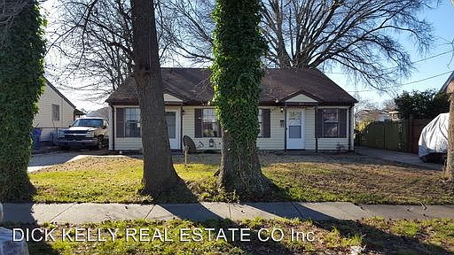 1st image of 207 Woodview Ave