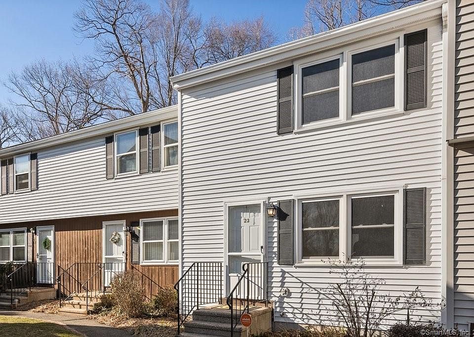 1st image of 23 Allspice Ln #23
