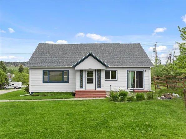 640 University St, Spearfish, SD 57783