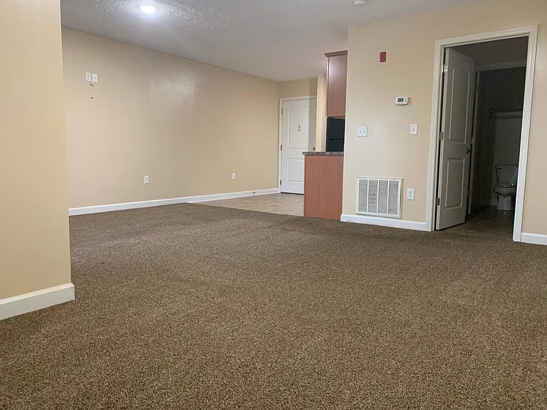 66 Buena Vista Dr #13 — Photo 6