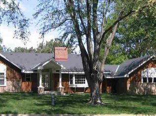 1430 Pine Rd, Omaha, NE 68144