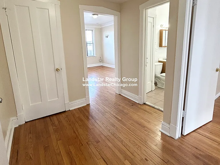 1670 W Pratt Blvd #2B — Photo 16