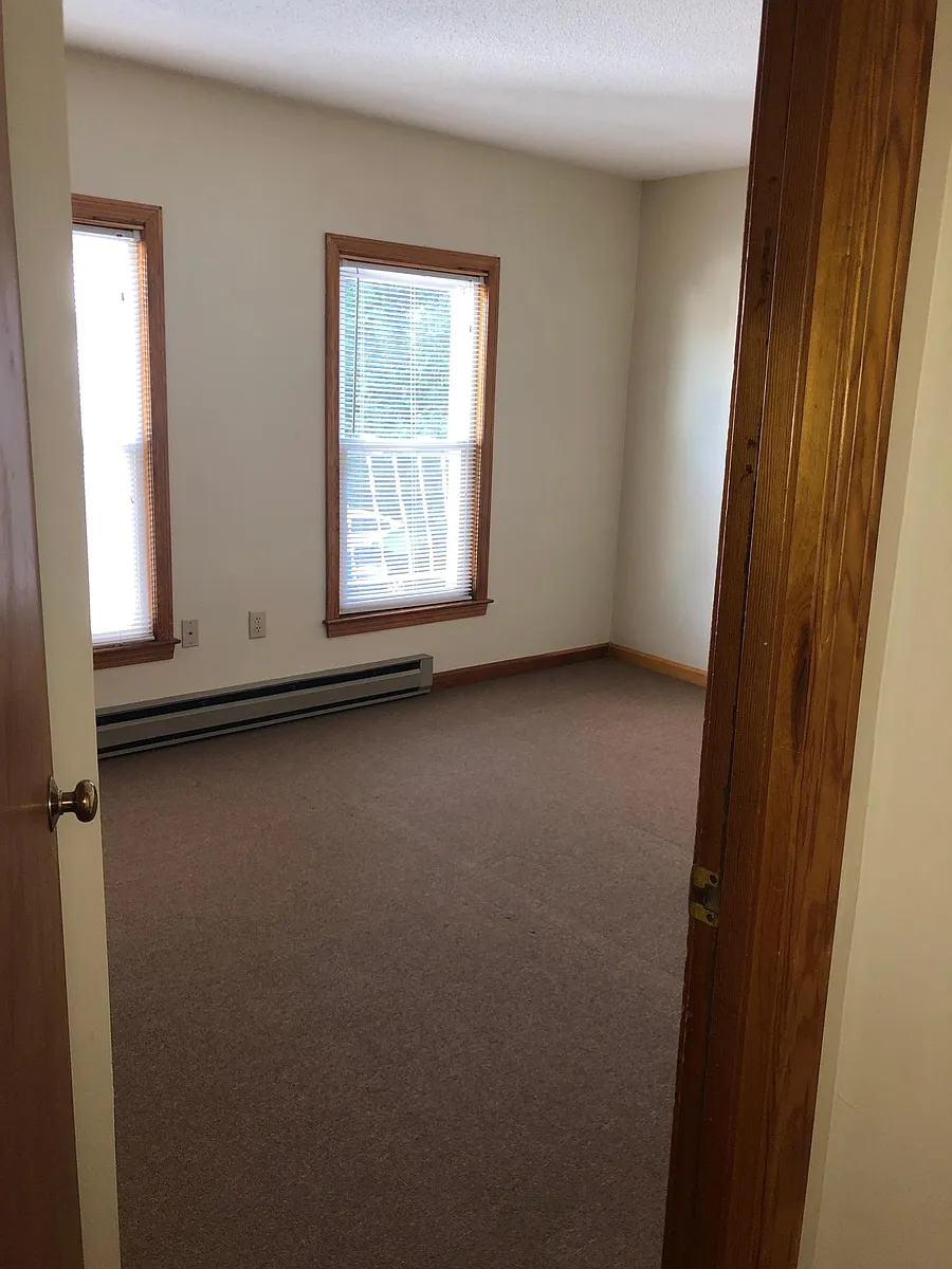 Building Photo - 26 Church St #B