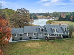 2670 Old Jackson Rd, Locust Grove, GA 30248