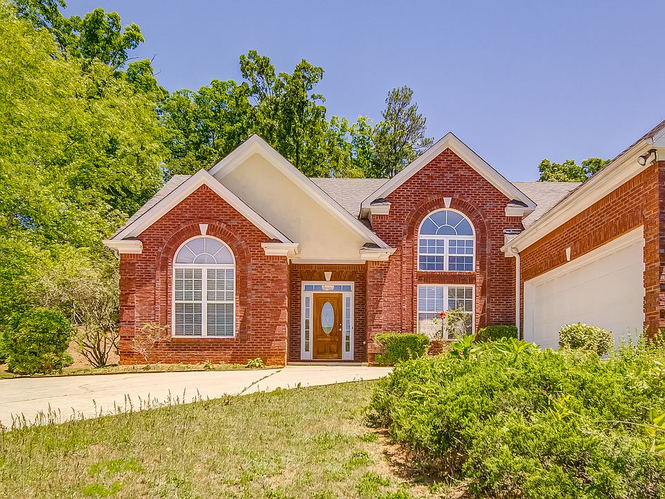 1st image of 2490 Weatherstone Cir SE