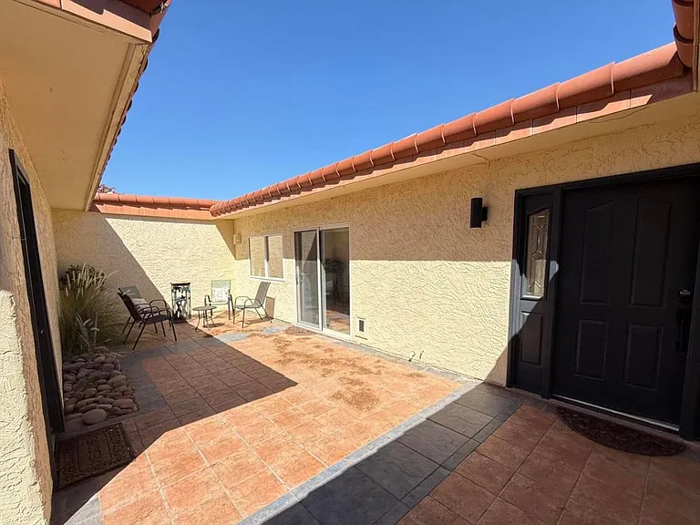 6147 E Lewis Ave — Photo 14