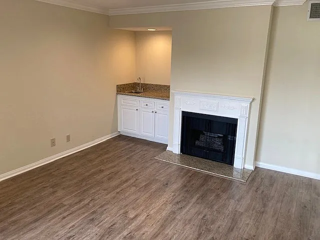 360 N Hollywood Way #107 — Photo 7