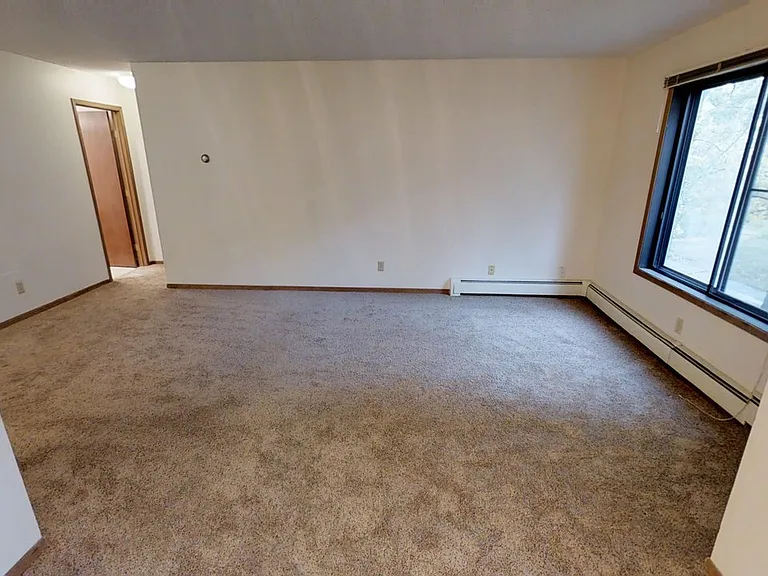 2310 Mortensen Pkwy — Photo 6
