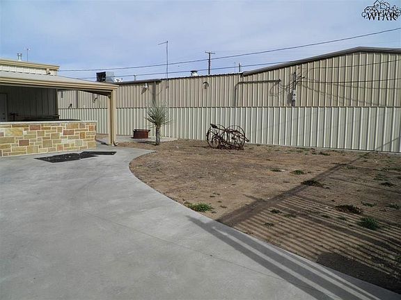 2nd image of 1506 McGregor Ave