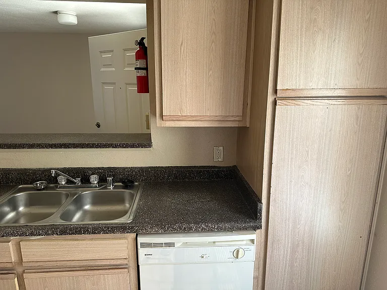 Reed Parque Townhomes — Photo 121