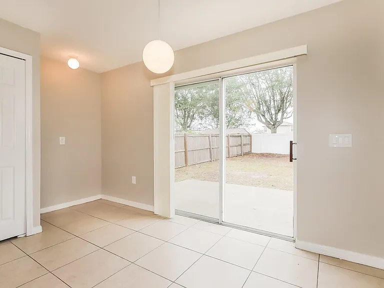 11427 Ivy Flower Loop — Photo 7