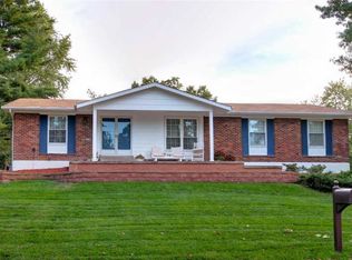 1150 Lariat Trl, Ballwin, MO