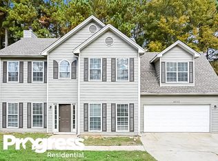 8562 Glendevon Ct, Riverdale, GA 30274