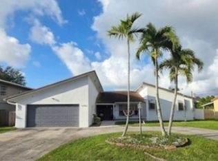3950 SW 4th St, Miami, FL 33134