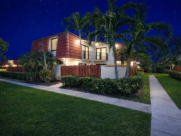 3849 Victoria Drive, West Palm Beach, FL 33406