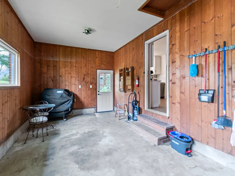 210 N Virginia St — Photo 17
