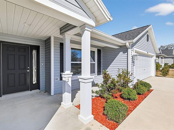 2nd image of 11380 Soutar Ave