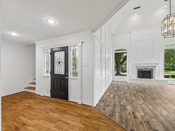 3rd image of 17902 Fernbluff Dr