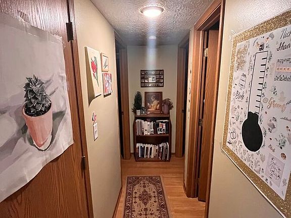 3rd image of 30 W 8th Ave APT F