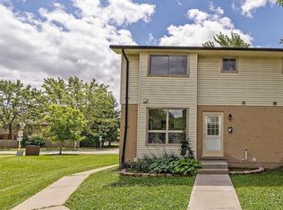 135 Belmont Dr #53, London, ON N6J 4J3