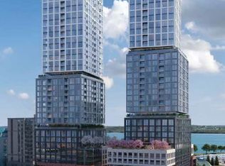 39 Mary St #1301, Barrie, ON L4N 1S9