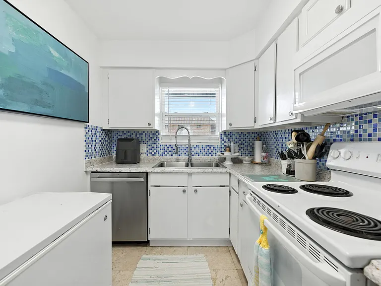 330 Bluefish Dr #202 — Photo 27