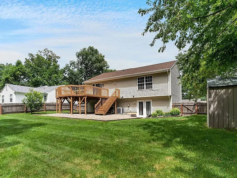 209 Green Acres Rd — Photo 19