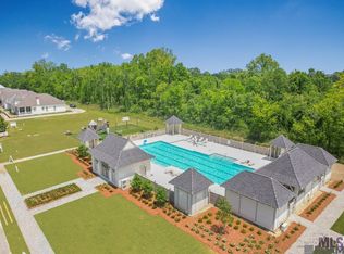 2844 Pointe Marie Dr, Baton Rouge, LA 70820