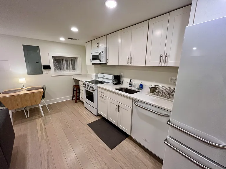 1317 Allison St NW — Photo 6