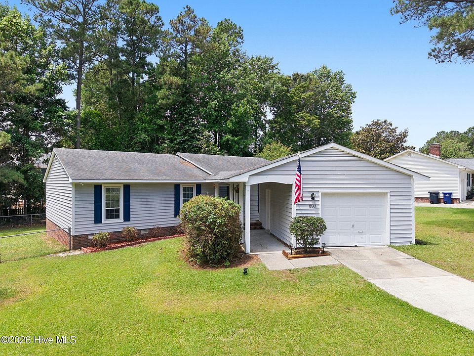 1st image of 897 Pine Valley Road